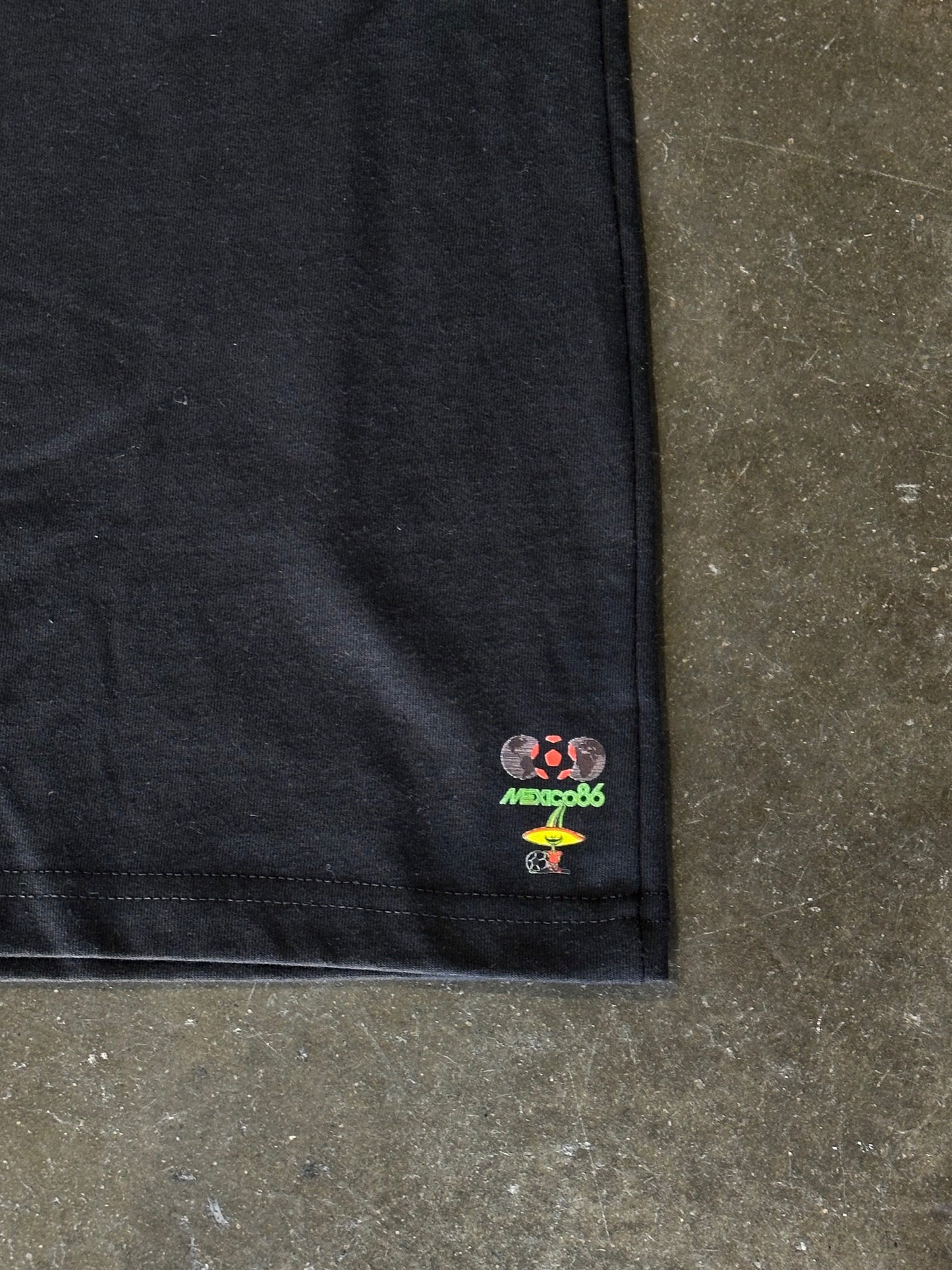 MX EXCLUSIVE 86' WC TEE (blk colorway)